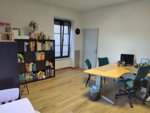 bureau 2